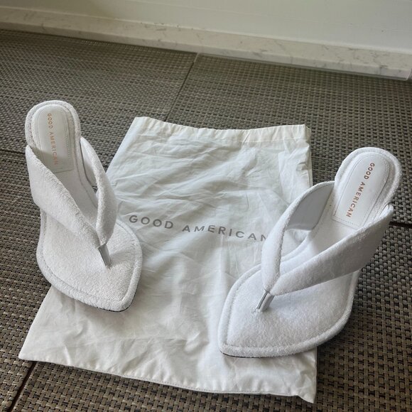 NWOT Good American Clear Wedge Sandals size 9 - Picture 2 of 8